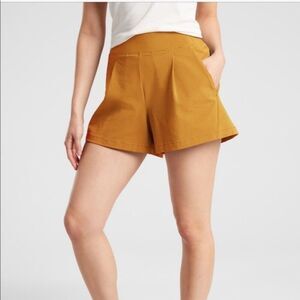 Athleta Textured Brooklyn Short, Yellow Tuscan Gold, Size 14